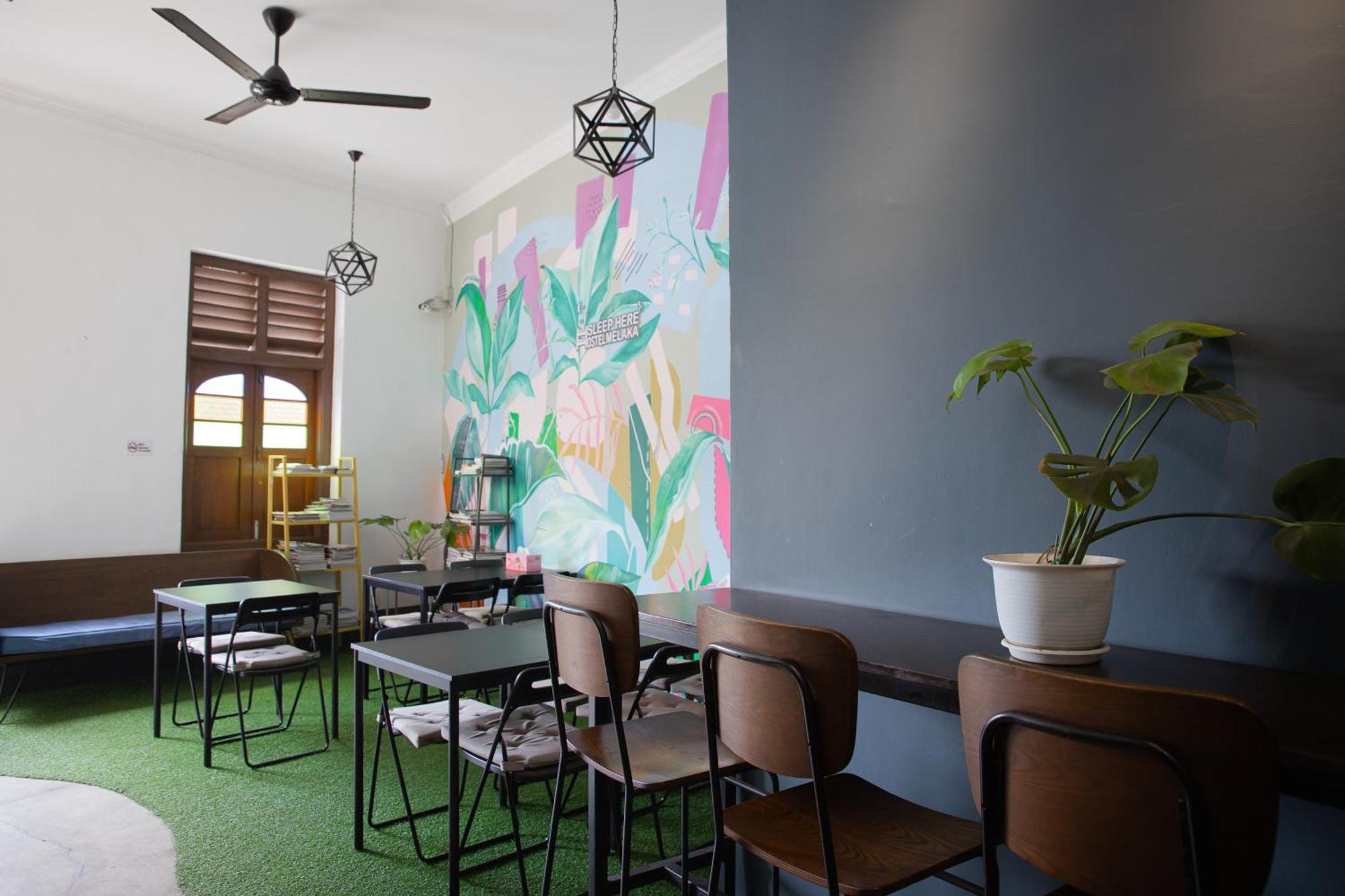 Sleep Here Hostel, Melaka Εξωτερικό φωτογραφία